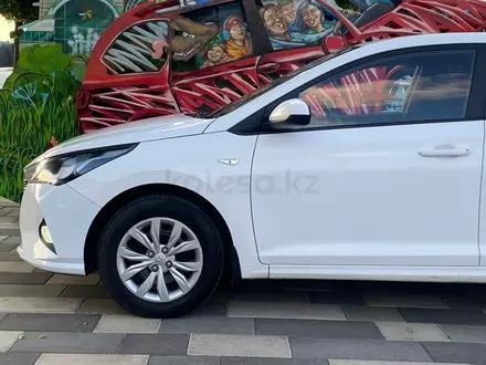 Hyundai Accent 2021 года за 6 350 000 тг. в Алматы – фото 5