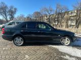 Mercedes-Benz C 280 1997 года за 3 200 000 тг. в Алматы – фото 4