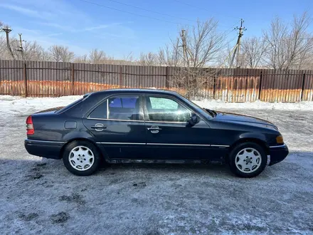 Mercedes-Benz C 220 1996 года за 2 300 000 тг. в Караганда – фото 4