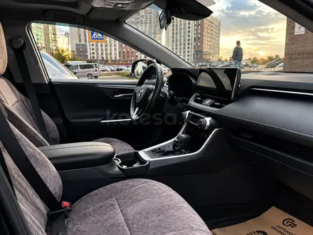 Toyota RAV4 2025 года за 15 000 000 тг. в Астана – фото 4