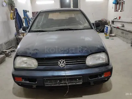 Volkswagen Golf 1993 года за 600 000 тг. в Кызылорда – фото 11