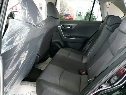 Toyota RAV4 Prestige+ 2023 года за 20 590 000 тг. в Усть-Каменогорск – фото 15