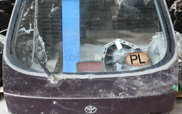 Крышка багажника на Toyota Carina E Лифтбек за 45 000 тг. в Алматы
