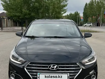 Hyundai Accent 2020 года за 7 790 000 тг. в Актобе – фото 3