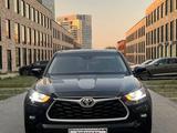 Toyota Highlander 2021 годаүшін23 150 000 тг. в Алматы