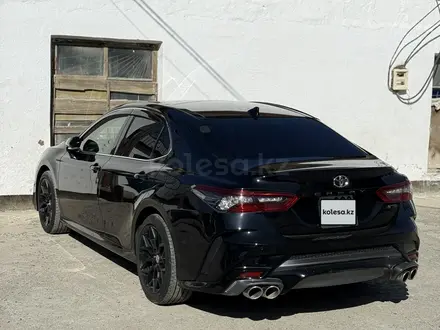 Toyota Camry 2023 года за 20 000 000 тг. в Атырау – фото 4