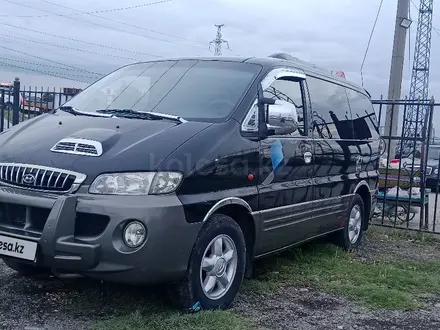 Hyundai Starex 2002 года за 3 500 000 тг. в Шымкент – фото 3