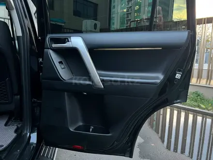 Toyota Land Cruiser Prado 2021 года за 25 500 000 тг. в Астана – фото 21