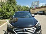 Hyundai Santa Fe 2017 года за 8 500 000 тг. в Астана