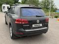 Volkswagen Touareg 2011 года за 10 500 000 тг. в Алматы – фото 8