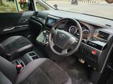 Toyota Vellfire 2014 года за 7 200 000 тг. в Атырау – фото 2