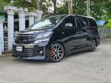Toyota Vellfire 2014 года за 7 200 000 тг. в Атырау