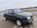 Volkswagen Golf 1994 годаүшін2 000 000 тг. в Астана