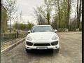 Porsche Cayenne 2012 года за 17 000 000 тг. в Уральск – фото 2
