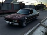 BMW 525 1988 года за 1 700 000 тг. в Алматы – фото 2