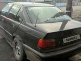 BMW 318 1991 года за 980 000 тг. в Караганда – фото 3