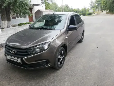 ВАЗ (Lada) Granta 2190 2019 года за 3 800 000 тг. в Семей – фото 2