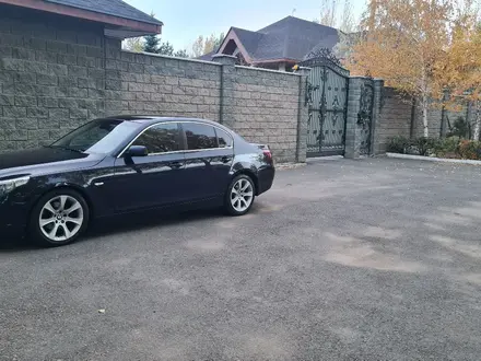 BMW 525 2005 года за 5 500 000 тг. в Астана – фото 2