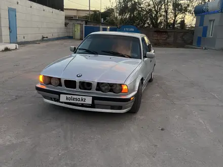 BMW 530 1993 года за 2 500 000 тг. в Жетысай – фото 8