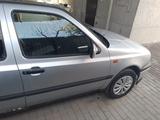 Volkswagen Golf 1992 года за 900 000 тг. в Алматы – фото 5