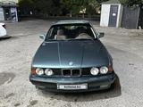 BMW 520 1992 года за 570 000 тг. в Шымкент – фото 2