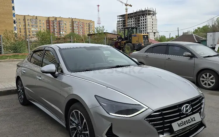 Hyundai Sonata 2021 годаүшін13 200 000 тг. в Астана