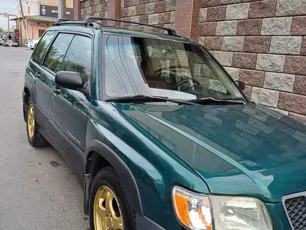 Subaru Forester 2001 года за 3 000 000 тг. в Алматы – фото 2
