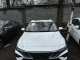 Hyundai Elantra 2024 года за 8 250 000 тг. в Алматы – фото 2