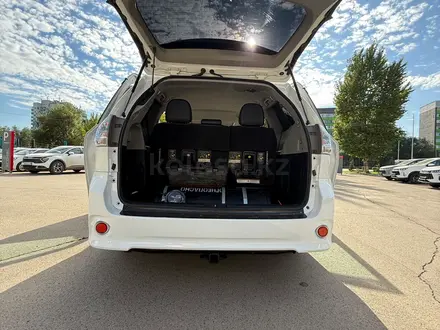 Toyota Sienna 2014 года за 8 900 000 тг. в Уральск – фото 12