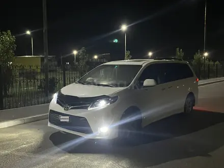 Toyota Sienna 2014 года за 8 900 000 тг. в Уральск – фото 18