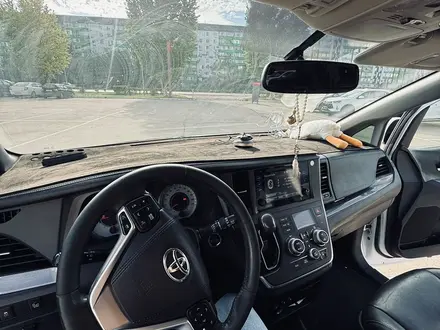 Toyota Sienna 2014 года за 8 900 000 тг. в Уральск – фото 8