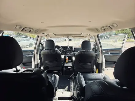 Toyota Sienna 2014 года за 8 900 000 тг. в Уральск – фото 10
