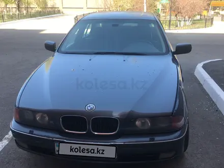 BMW 528 1998 года за 2 999 999 тг. в Астана