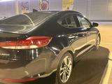 Hyundai Elantra 2017 года за 7 200 000 тг. в Актобе – фото 4