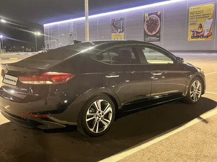 Hyundai Elantra 2017 года за 7 200 000 тг. в Актобе – фото 3