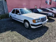 Mercedes-Benz E-Class, 1988