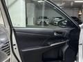 Toyota Camry 2015 года за 10 300 000 тг. в Астана – фото 17
