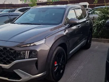 Hyundai Santa Fe 2021 года за 18 000 000 тг. в Алматы – фото 4
