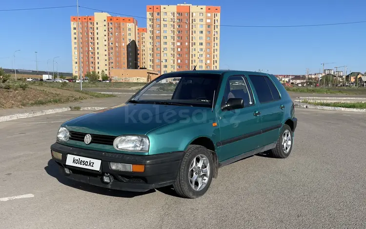 Volkswagen Golf 1993 годаүшін1 850 000 тг. в Астана