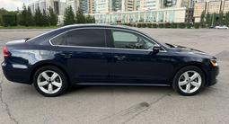 Volkswagen Passat 2013 года за 6 500 000 тг. в Астана – фото 3