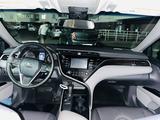 Toyota Camry 2018 года за 10 500 000 тг. в Астана – фото 3