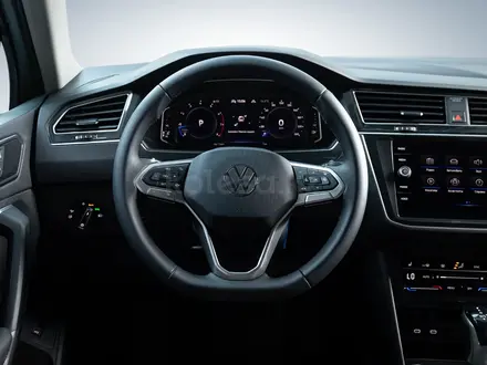 Volkswagen Tiguan 2022 года за 21 411 000 тг. в Алматы – фото 16