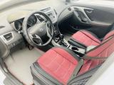 Hyundai Elantra 2015 годаfor6 900 000 тг. в Астана – фото 4