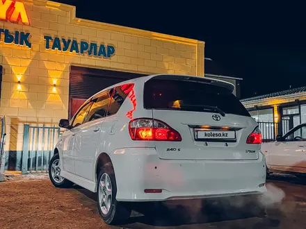 Toyota Ipsum 2005 года за 4 000 000 тг. в Атырау – фото 3