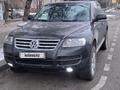 Volkswagen Touareg 2006 годаfor6 500 000 тг. в Алматы