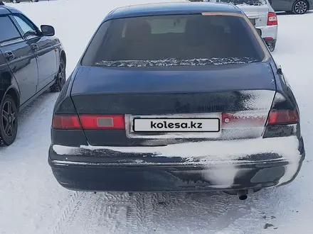 Toyota Camry 1998 года за 2 700 000 тг. в Семей – фото 5