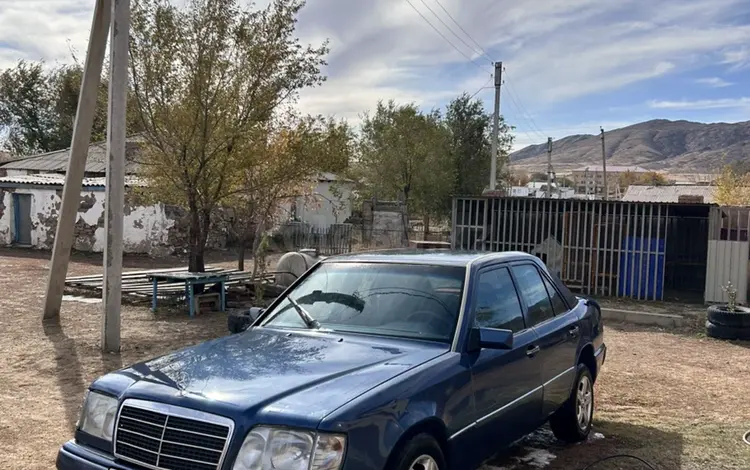 Mercedes-Benz E 200 1994 года за 2 200 000 тг. в Караганда