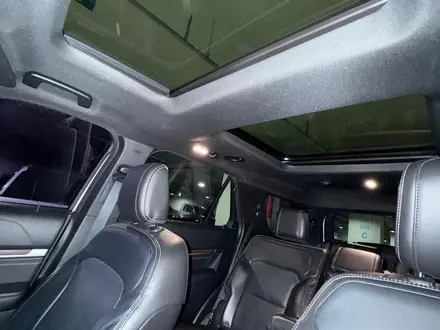 Ford Explorer 2018 года за 12 400 000 тг. в Алматы – фото 17