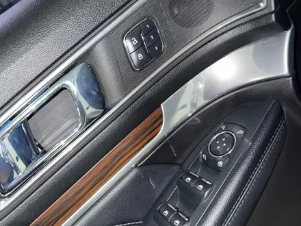 Ford Explorer 2018 года за 12 400 000 тг. в Алматы – фото 18