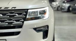 Ford Explorer 2018 года за 12 400 000 тг. в Алматы – фото 2